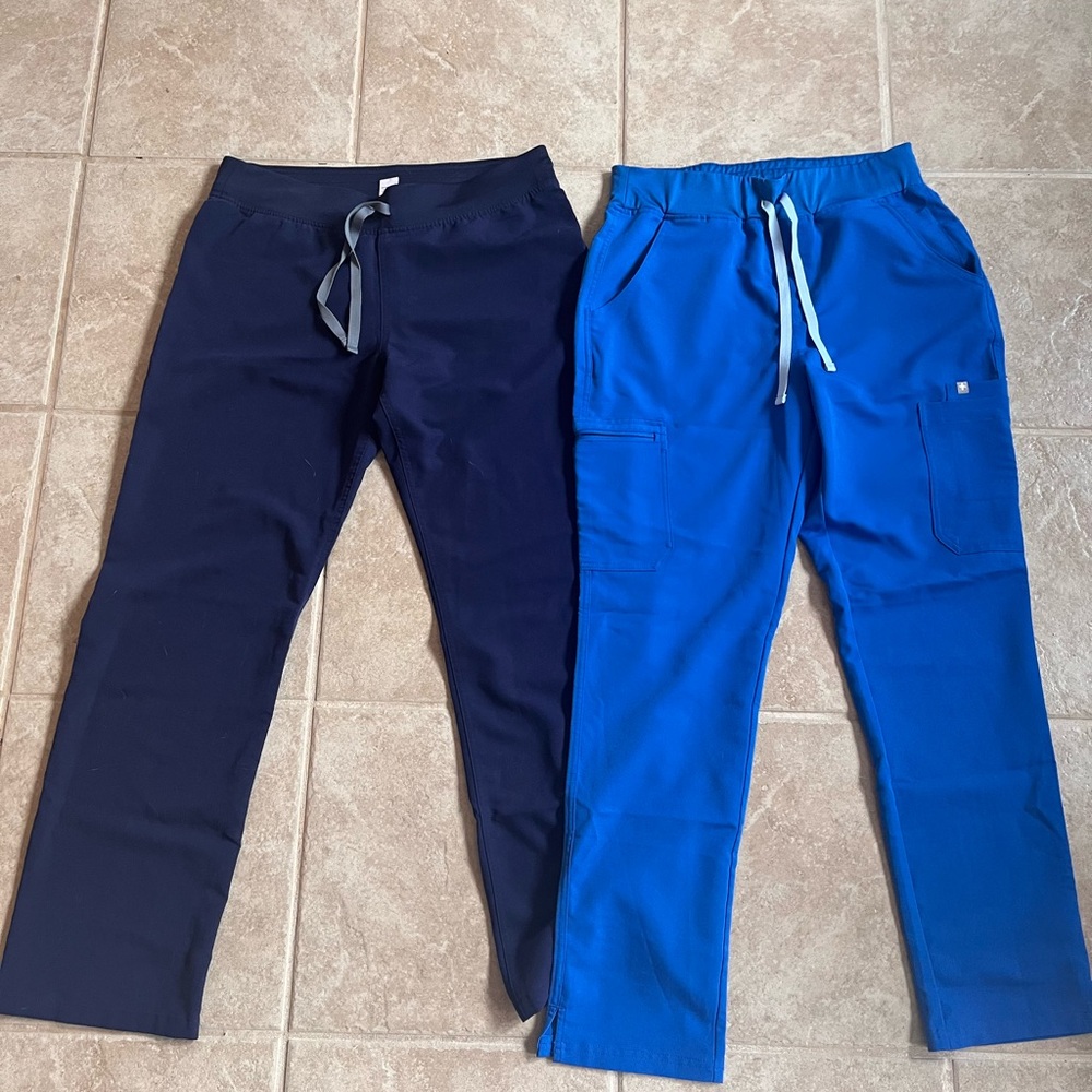 Figs Size Medium Scrub Pants - high waisted yola and regular livingston